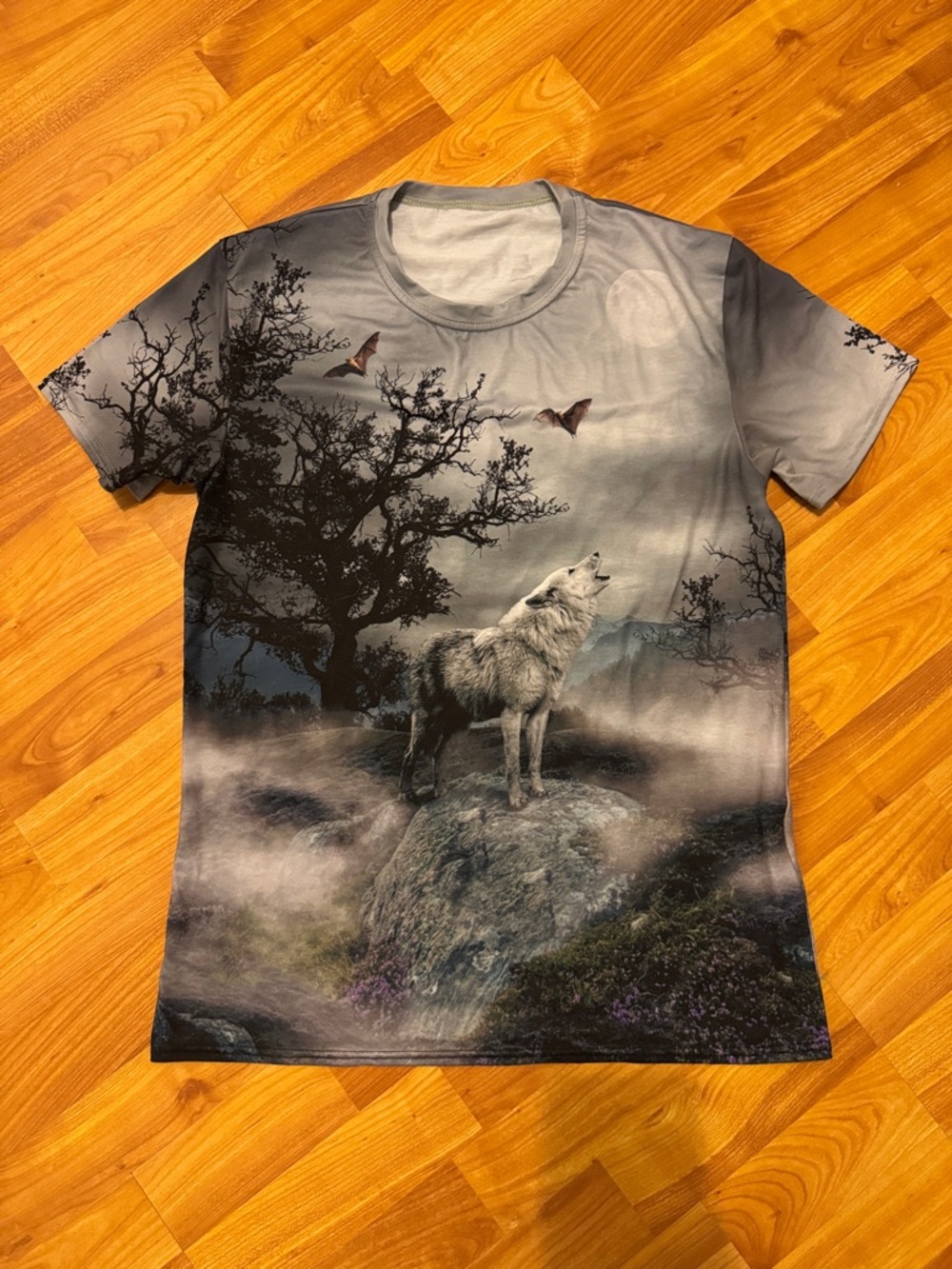 BLACKMILK WOLF SCENIC T SHIRT XS